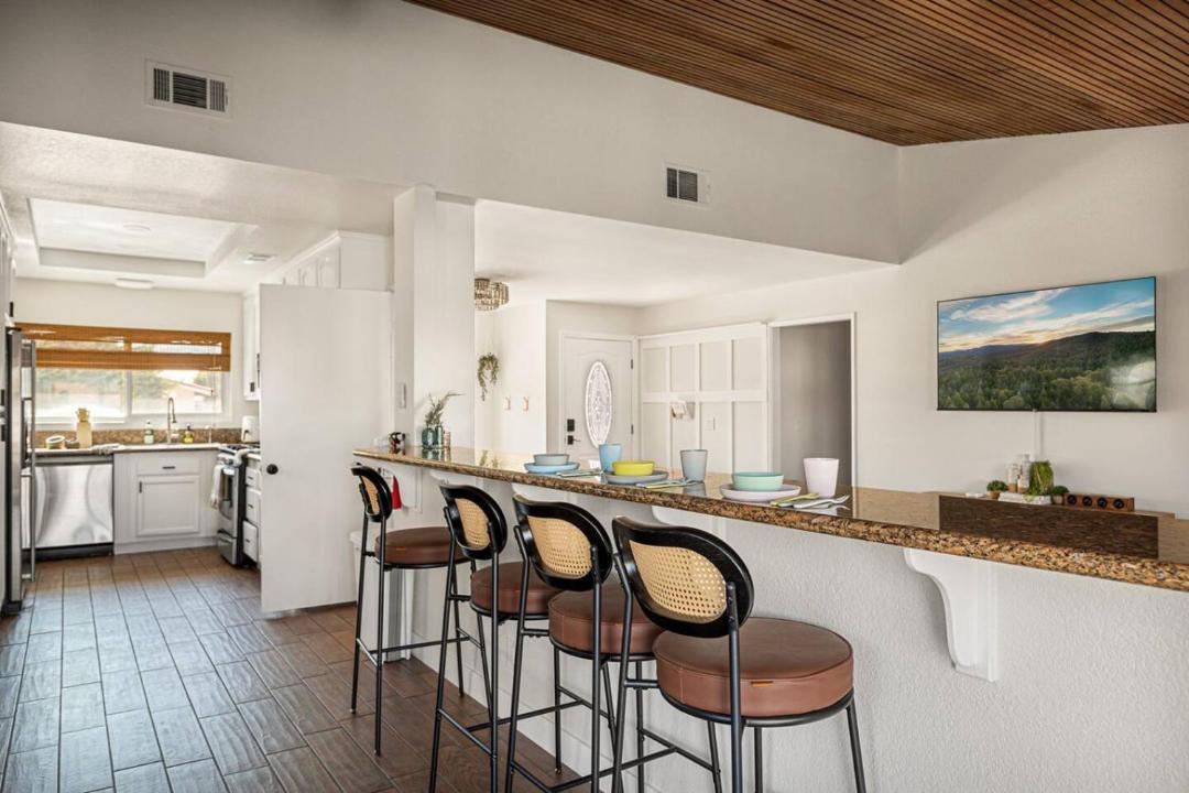 Photo of Kitchen in Silver Lakes Country Club