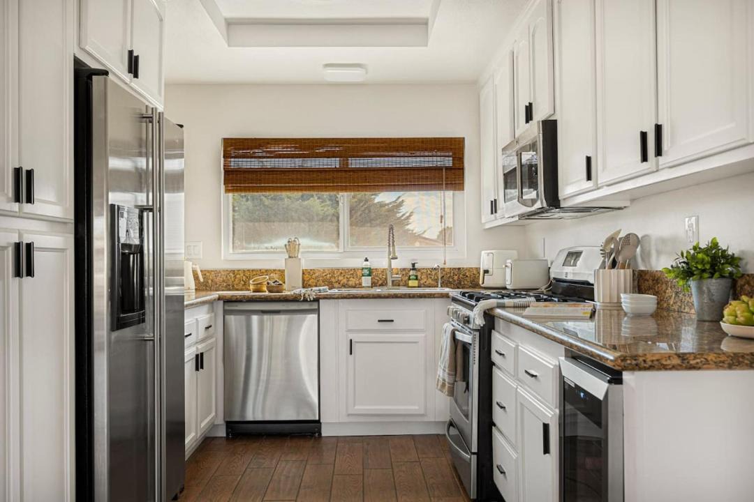 Photo of Kitchen in Silver Lakes Country Club