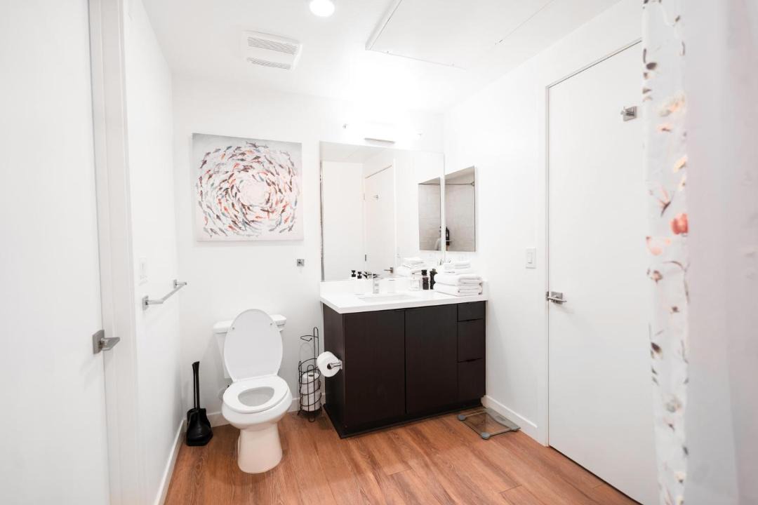 Photo of Bathroom in Hollywood
