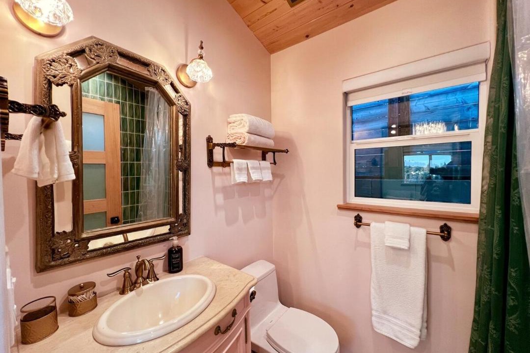 Photo of Bathroom in Eagle Rock