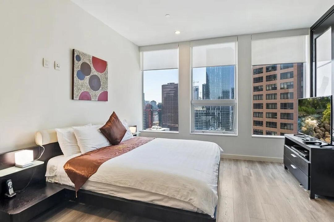 Photo of Bedroom in Downtown Los Angeles