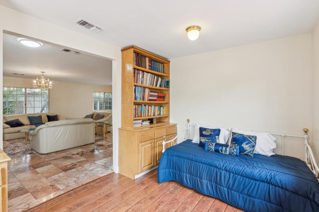 Photo of Bedroom in Los Feliz
