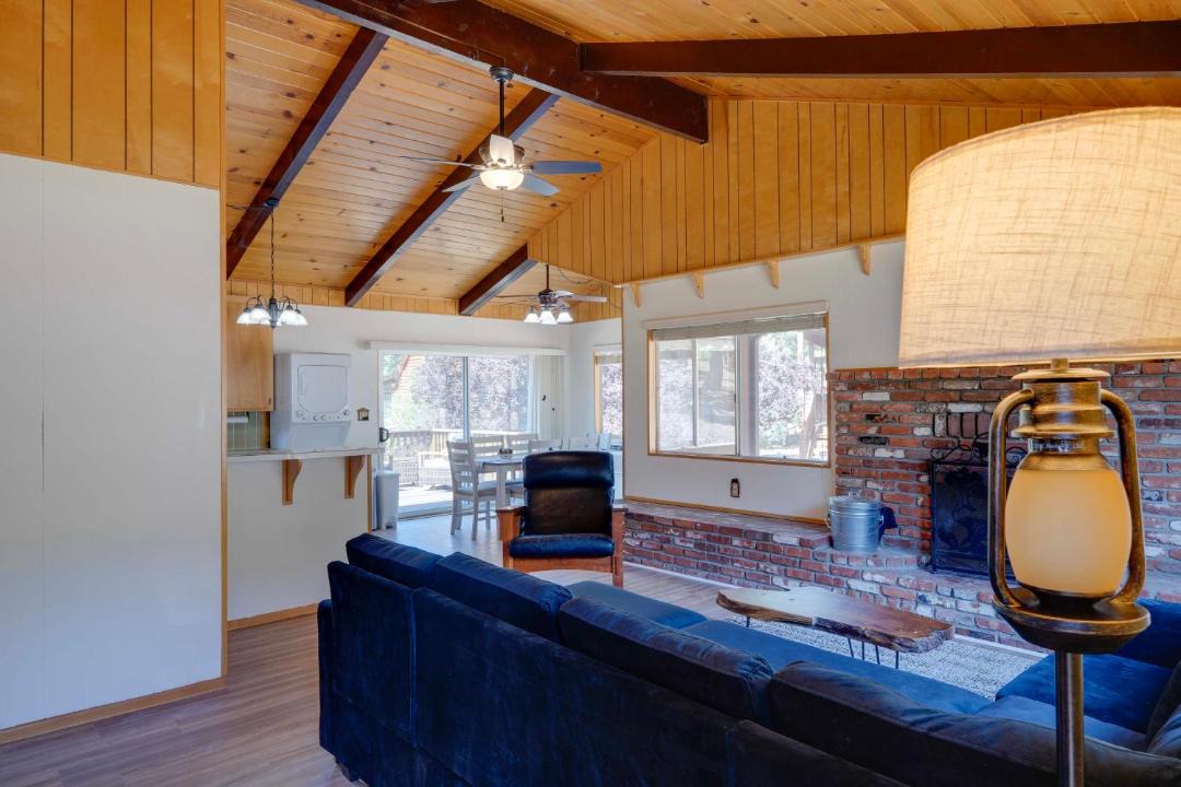 Photo of Kitchen in Pine Mountain Club