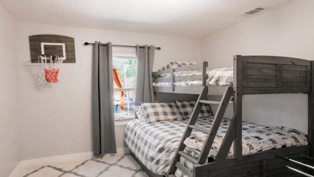 Photo of Bedroom in Big Bear City