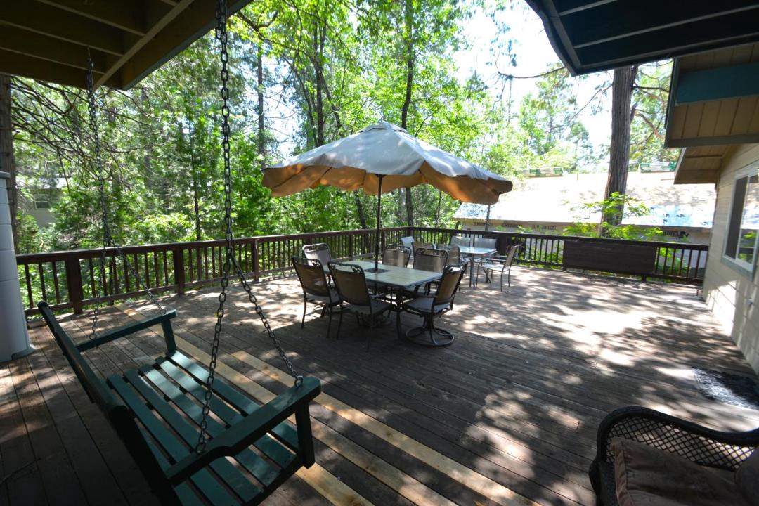 Photo of Patio Balcony in Bass Lake
