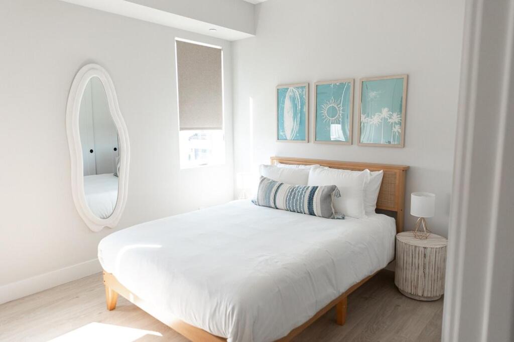 Photo of Bedroom in Huntington Beach
