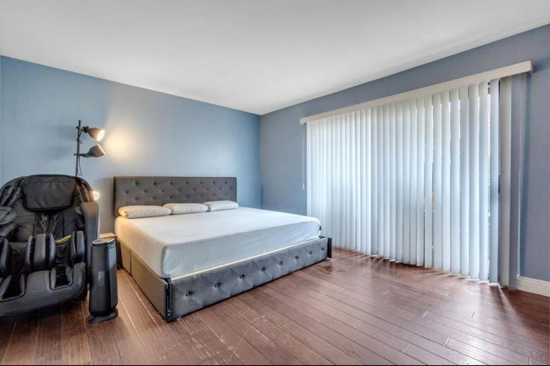 Photo of Bedroom in Inglewood