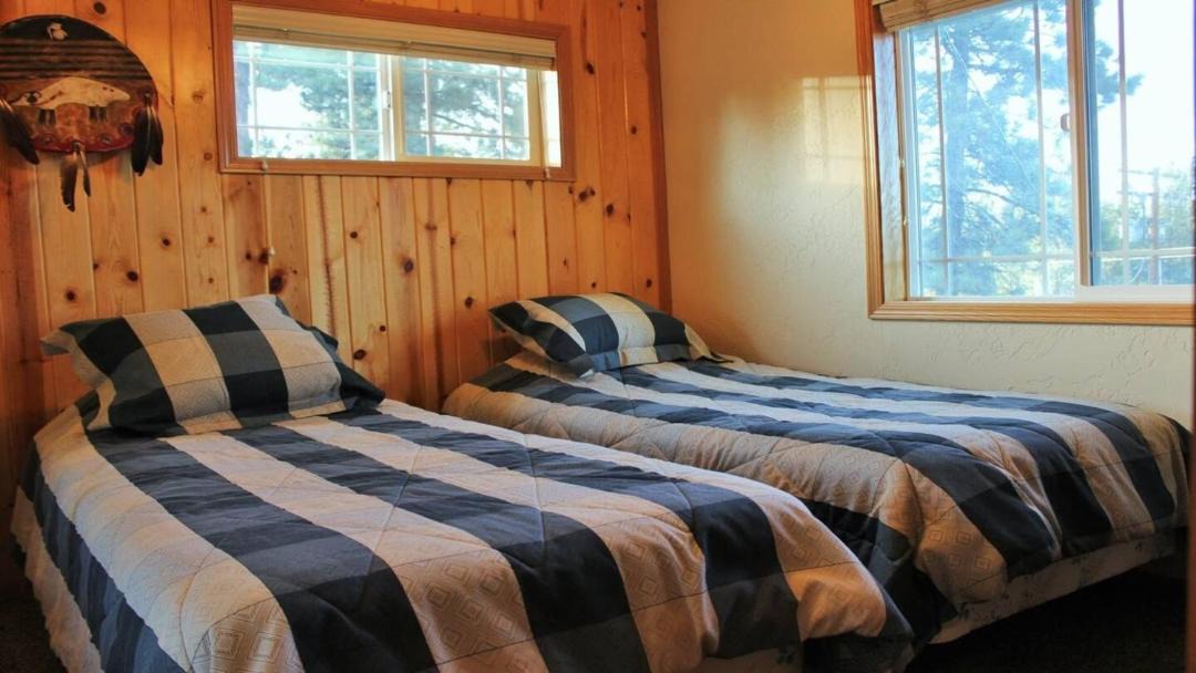 Photo of Bedroom in Summit Estates