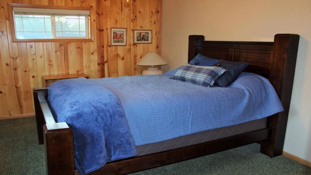Photo of Bedroom in Summit Estates