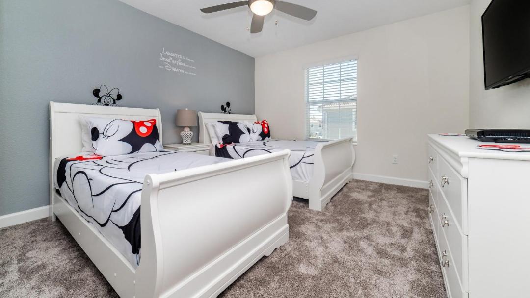 Photo of Bedroom in Panorama City