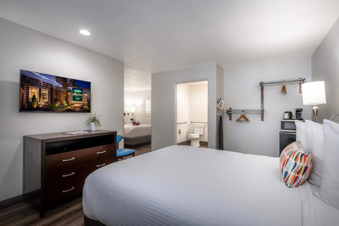 Photo of Bedroom in Anaheim Resort