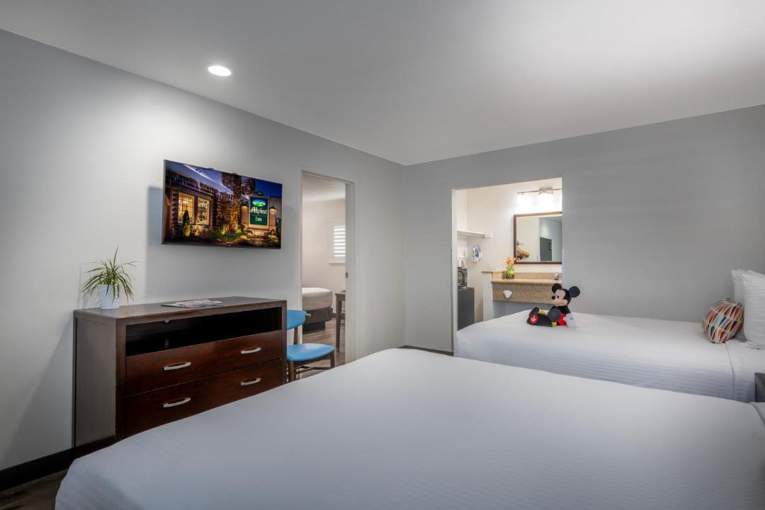 Photo of Bedroom in Anaheim Resort