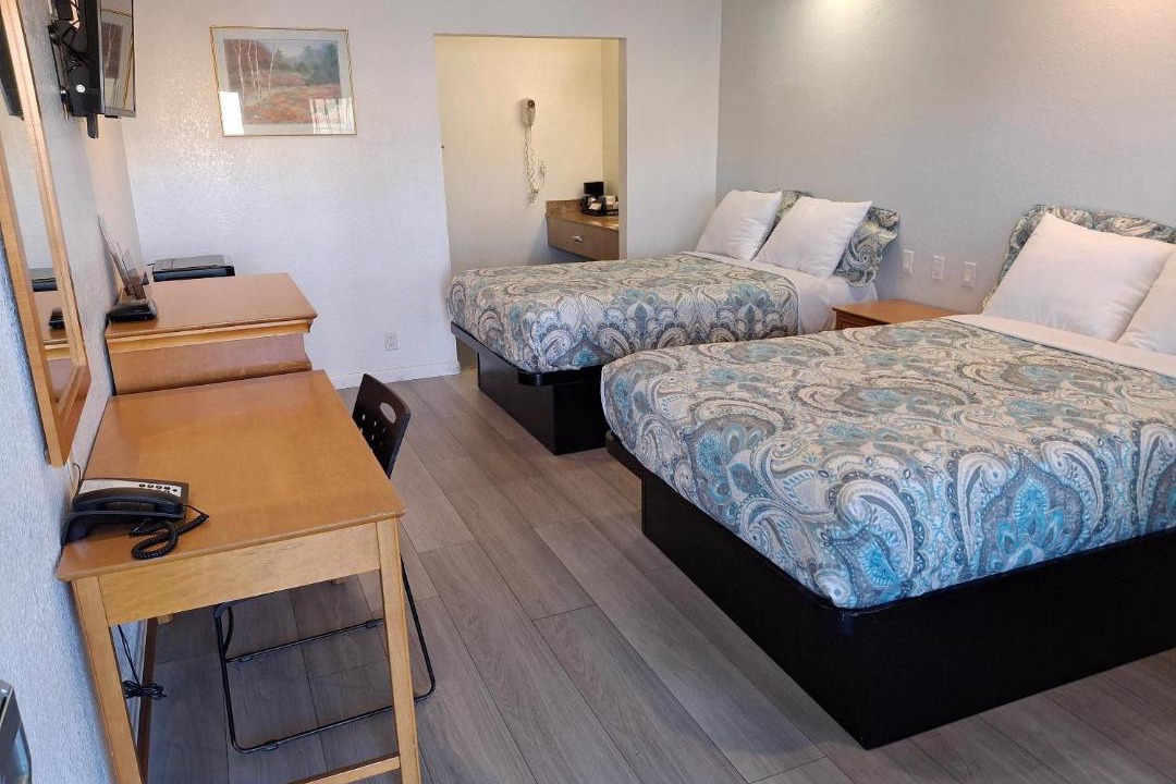 Photo of Bedroom in West Alameda