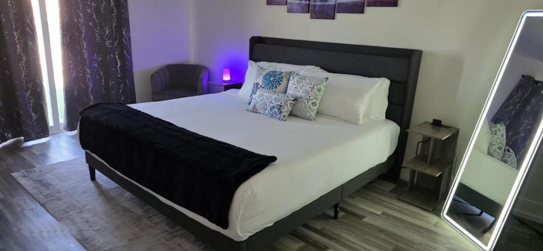 Photo of Bedroom in Twentynine Palms