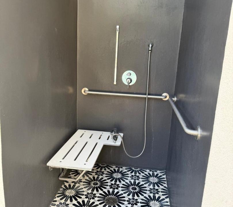 Photo of Bathroom in Los Angeles