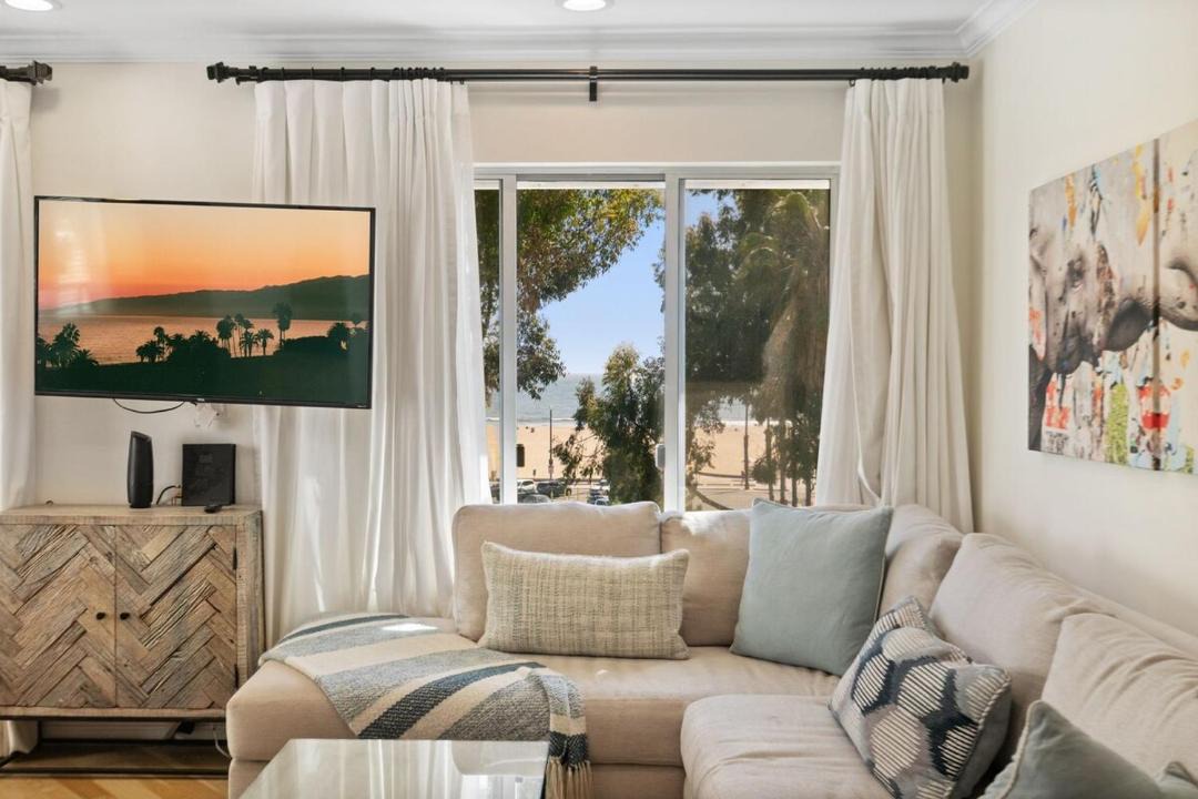 Photo of Livingroom in Ocean Park