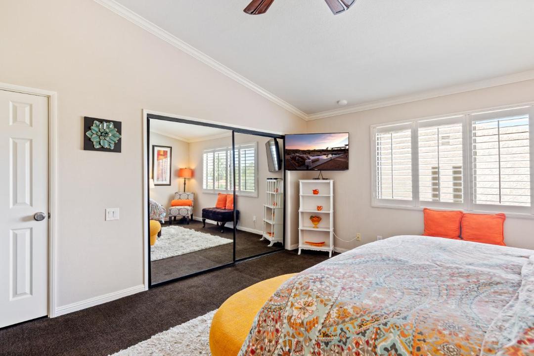 Photo of Bedroom in Historic Tennis Club