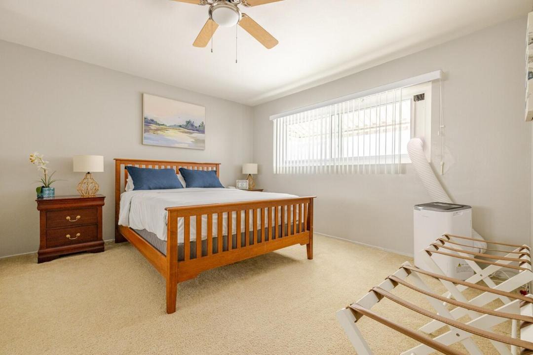 Photo of Bedroom in Alamitos Beach