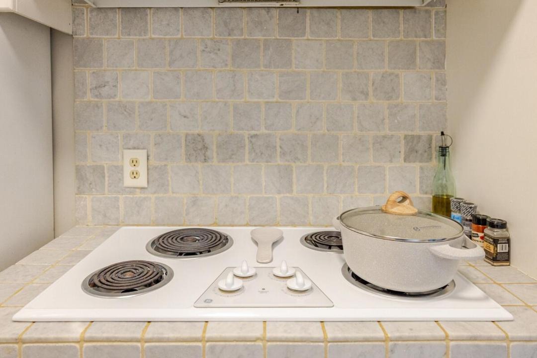 Photo of Kitchen in Alamitos Beach