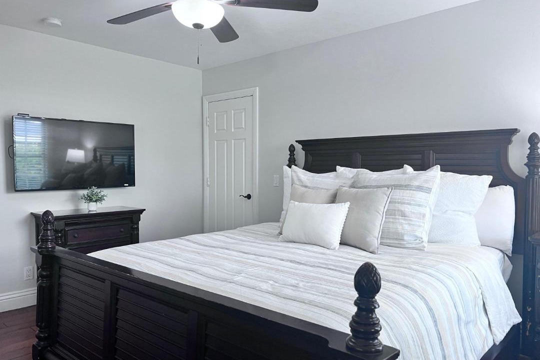 Photo of Bedroom in Southwest Anaheim