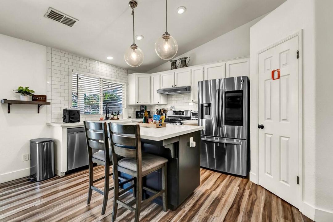 Photo of Kitchen in Hanford