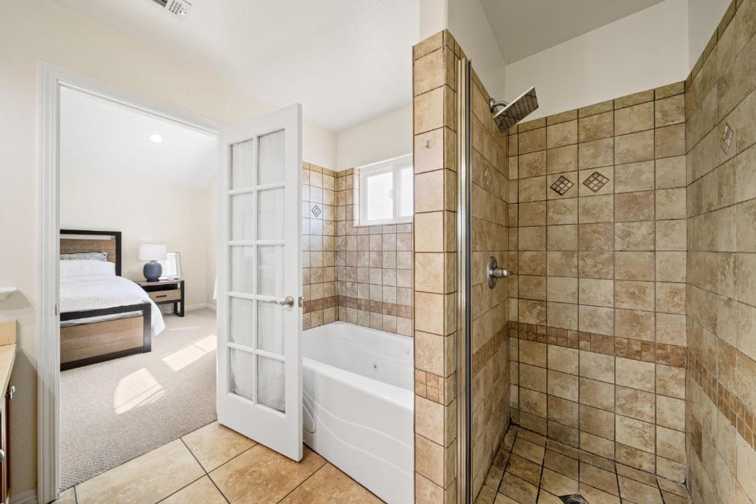 Photo of Bathroom in Duarte