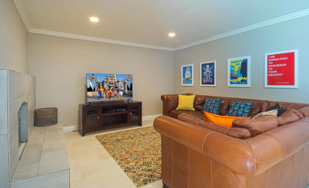 Photo of Livingroom in Northwest Anaheim