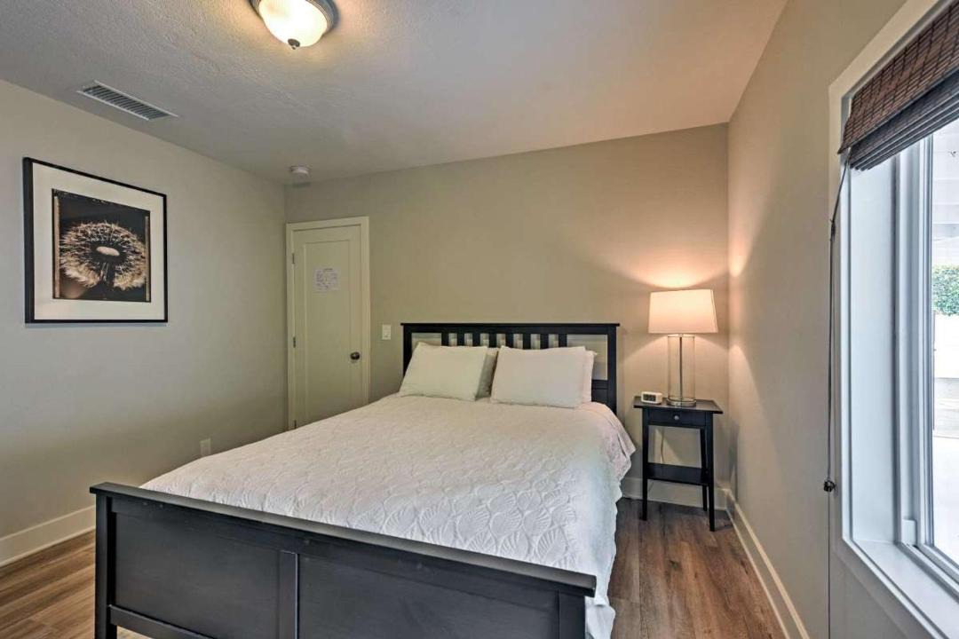 Photo of Bedroom in Anaheim Colony Historic District