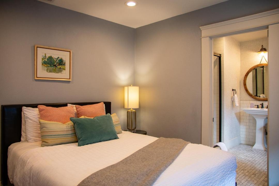 Photo of Bedroom in Anaheim Colony Historic District