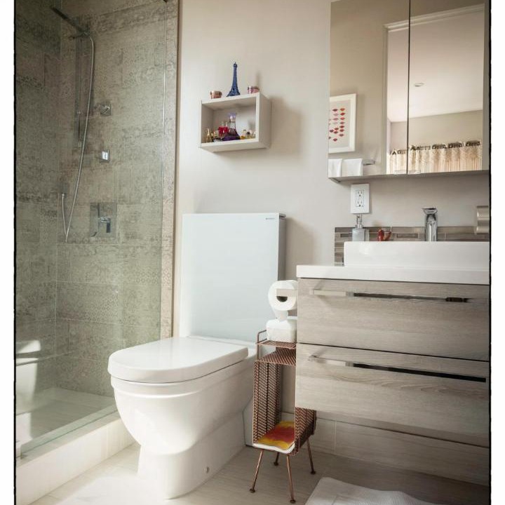 Photo of Bathroom in Los Angeles