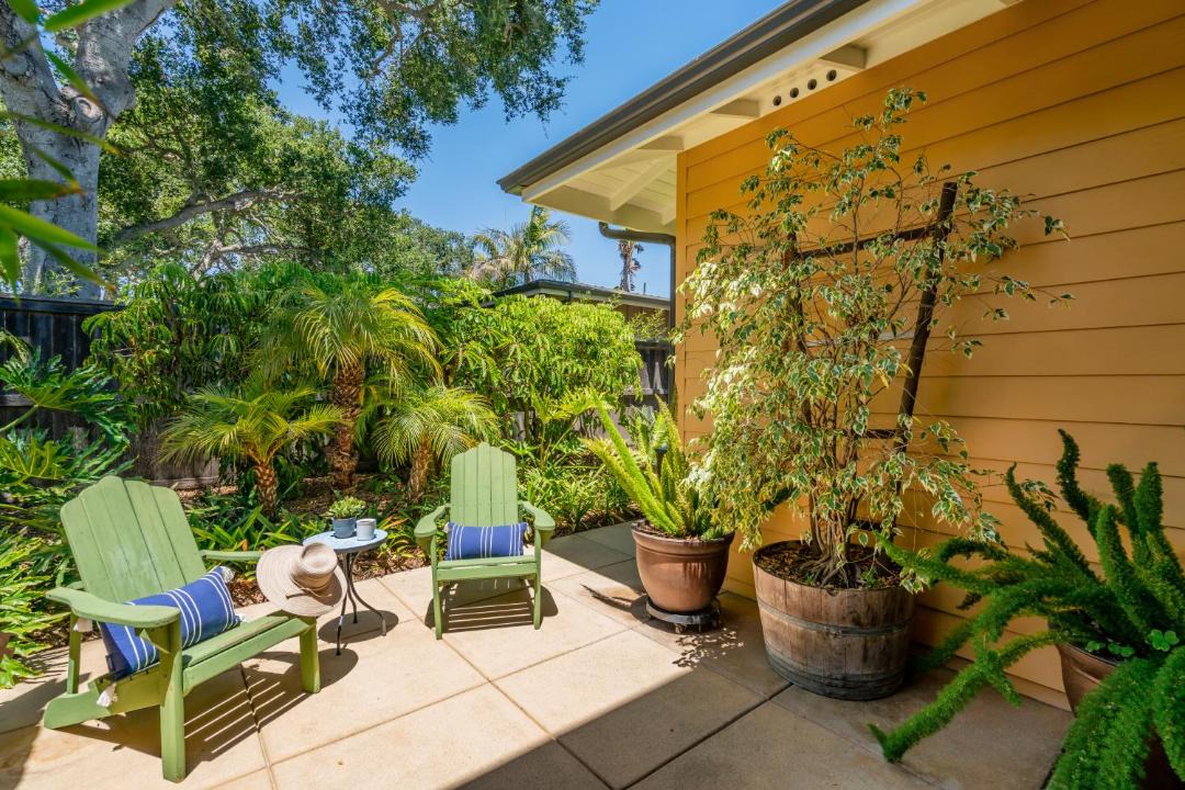 Photo of Patio Balcony in West Mesa