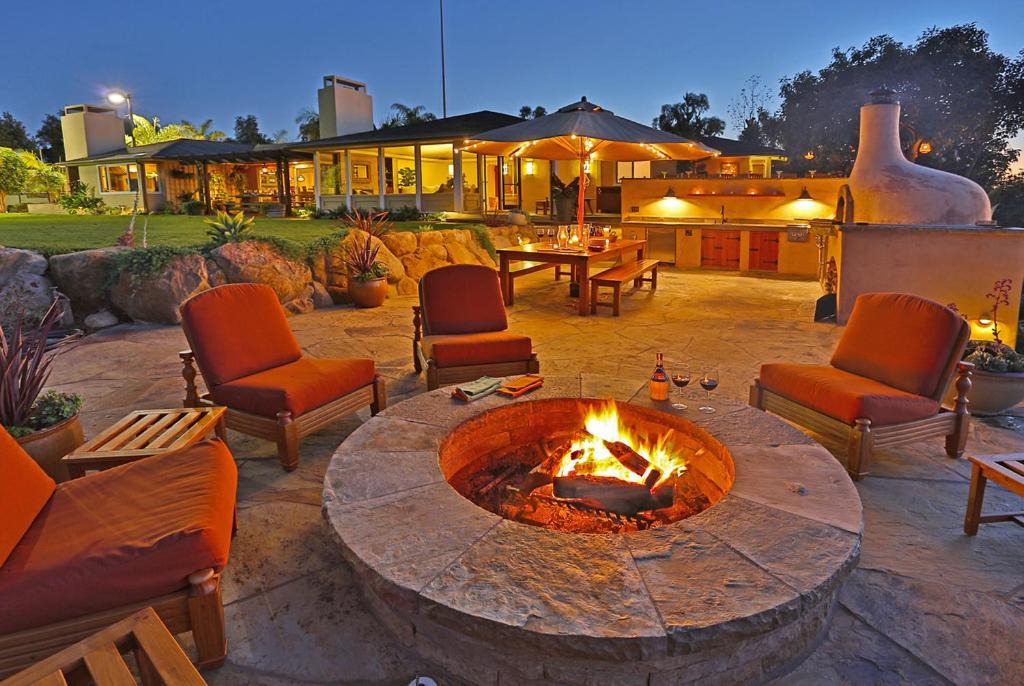 Photo of Others in Carpinteria