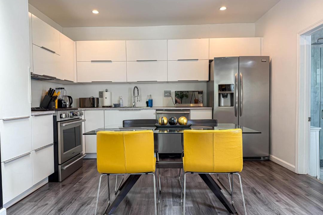 Photo of Kitchen in Ladera Heights