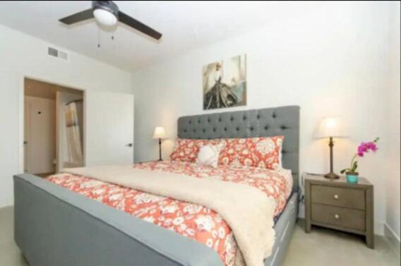 Photo of Bedroom in Santa Ana