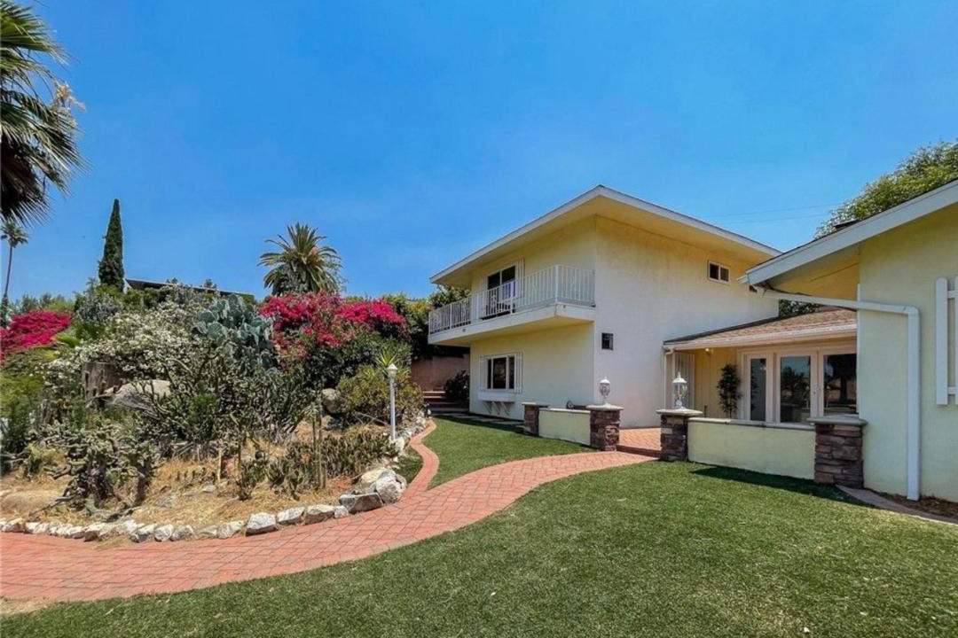 Photo of Others in Estates at Canyon Crest