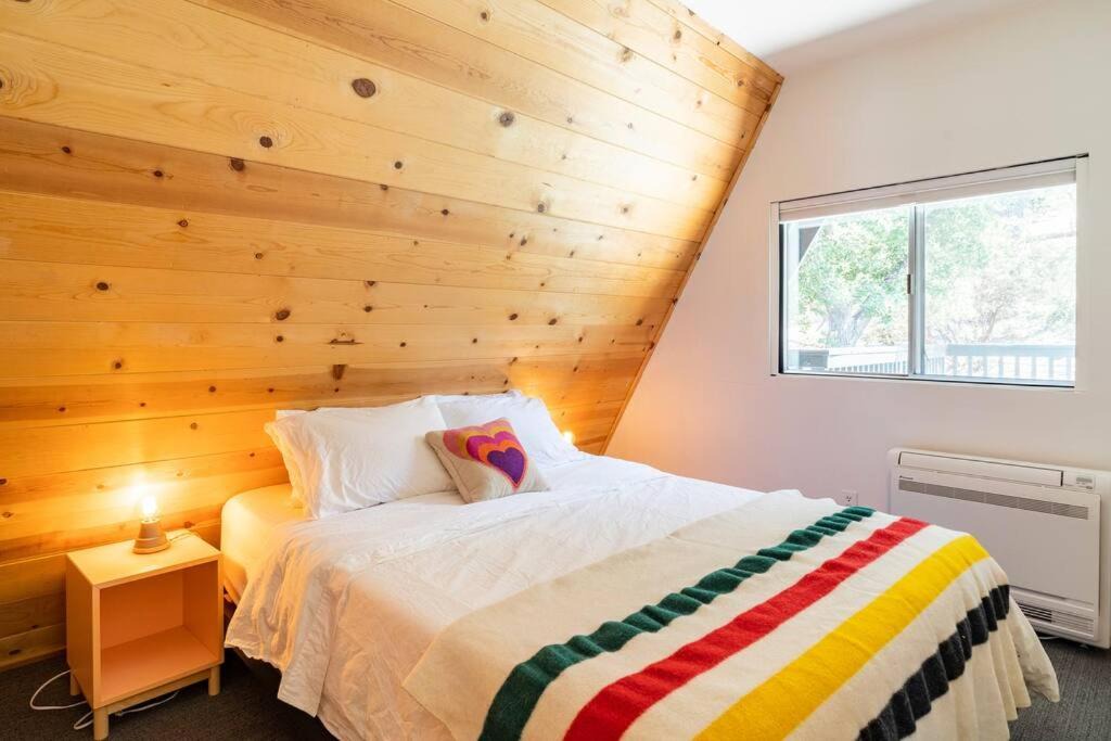 Photo of Bedroom in Pine Cove