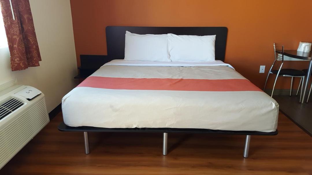 Photo of Bedroom in Hesperia