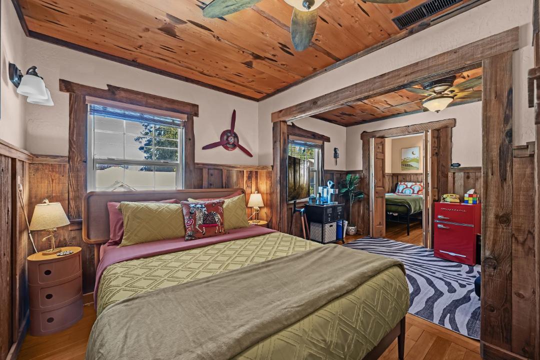 Photo of Bedroom in Apple Hill