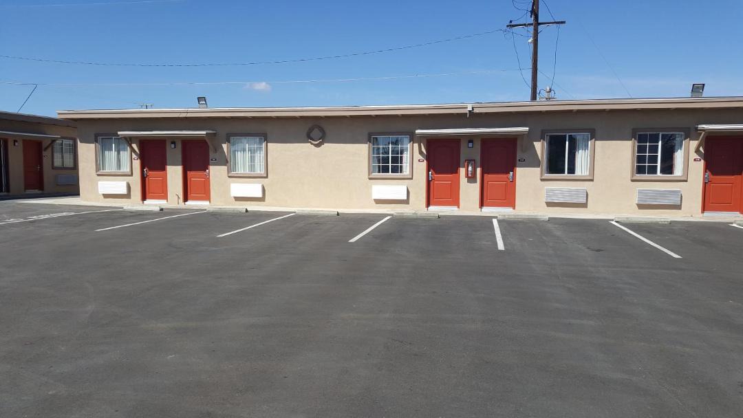 Photo of Buildings in Hesperia