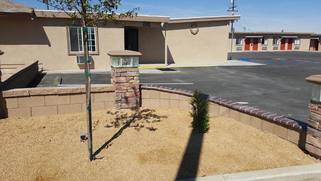 Photo of Buildings in Hesperia