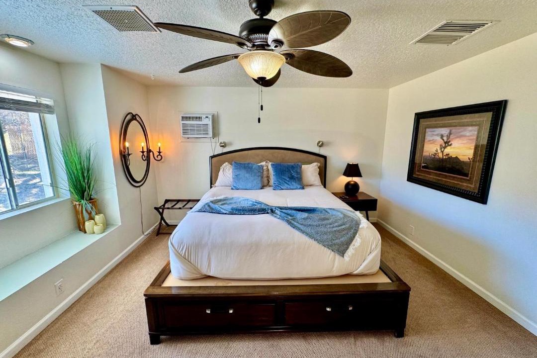 Photo of Bedroom in Joshua Tree