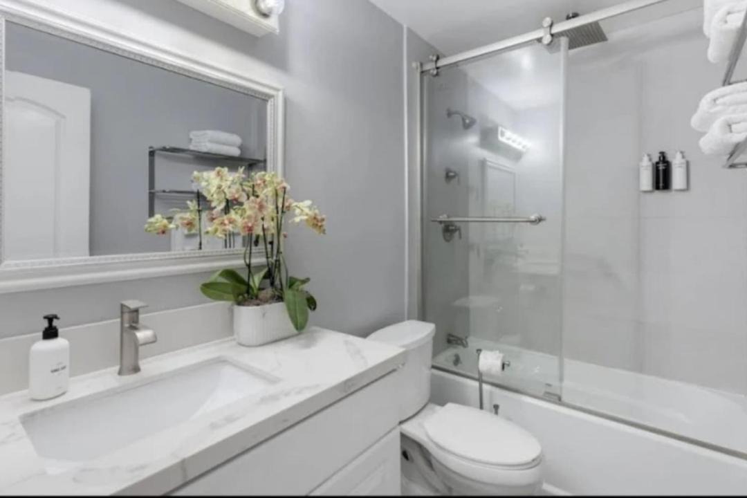 Photo of Bathroom in Grant Hill