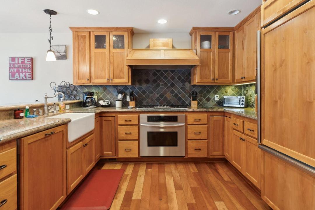 Photo of Kitchen in Groveland