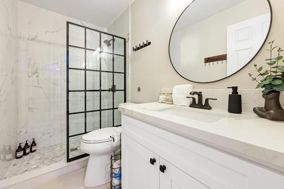 Photo of Bathroom in Linda Vista