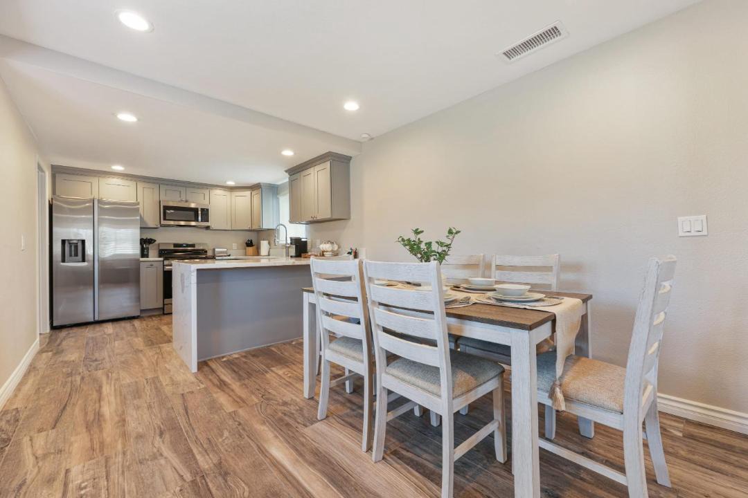 Photo of Kitchen in Linda Vista