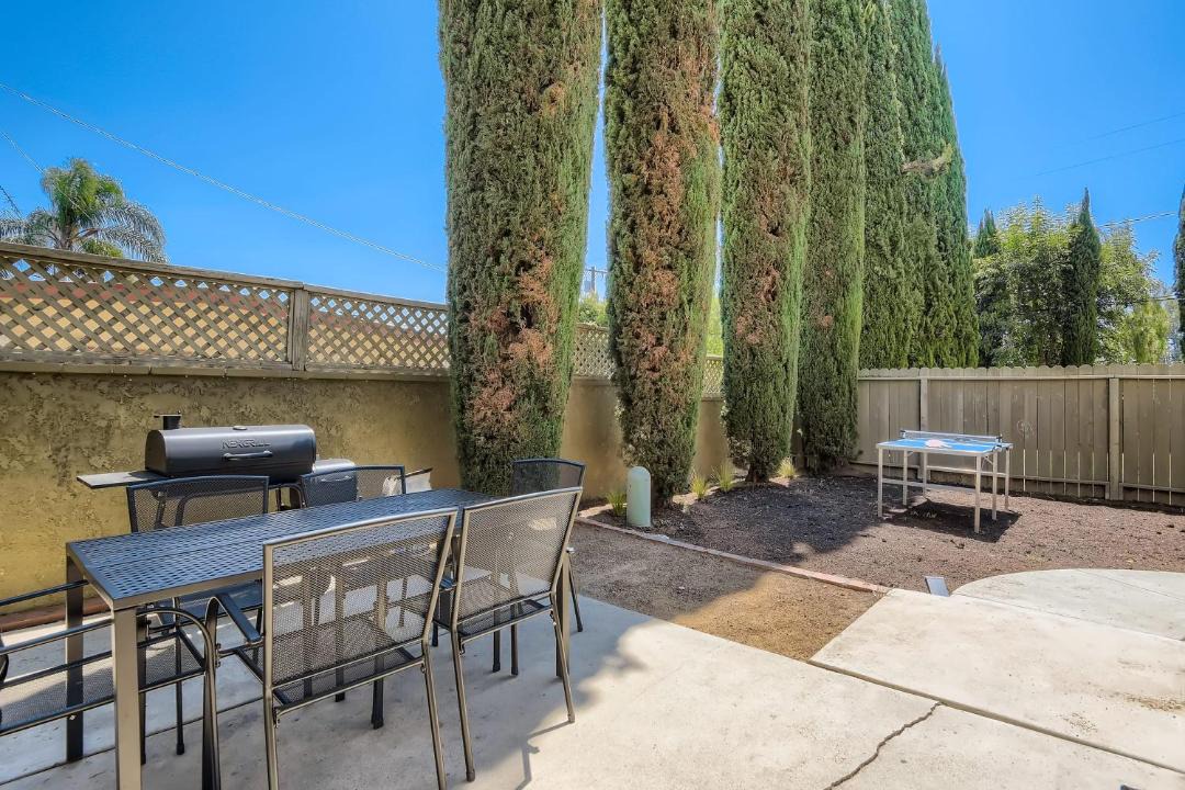 Photo of Patio Balcony in East Side Costa Mesa