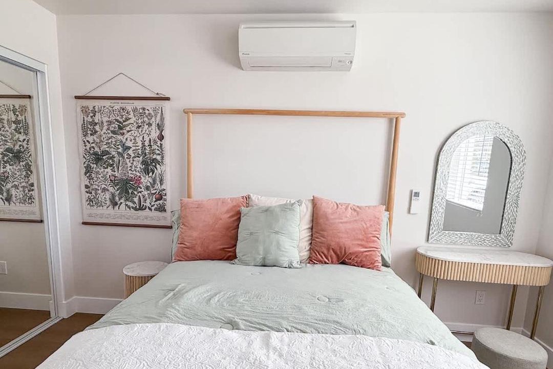 Photo of Bedroom in Lincoln Acres