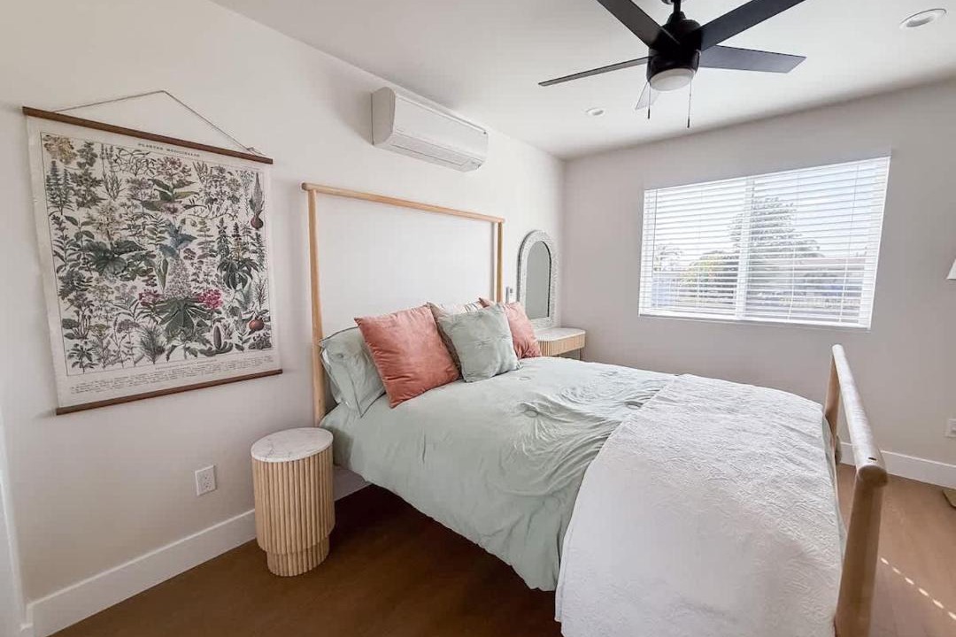 Photo of Bedroom in Lincoln Acres