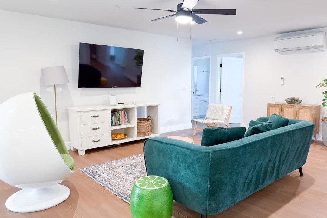 Photo of Livingroom in Lincoln Acres