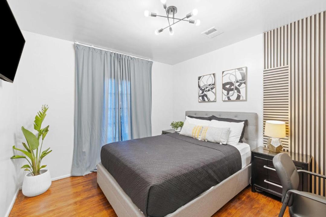 Photo of Bedroom in Temple City